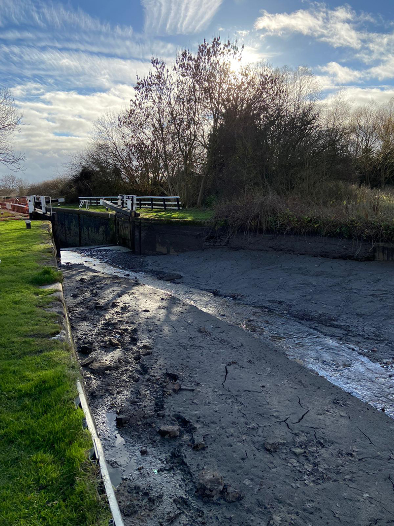 Winter stoppages on the canal system